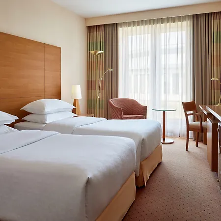 Sheraton Airport 4* Dusseldorf