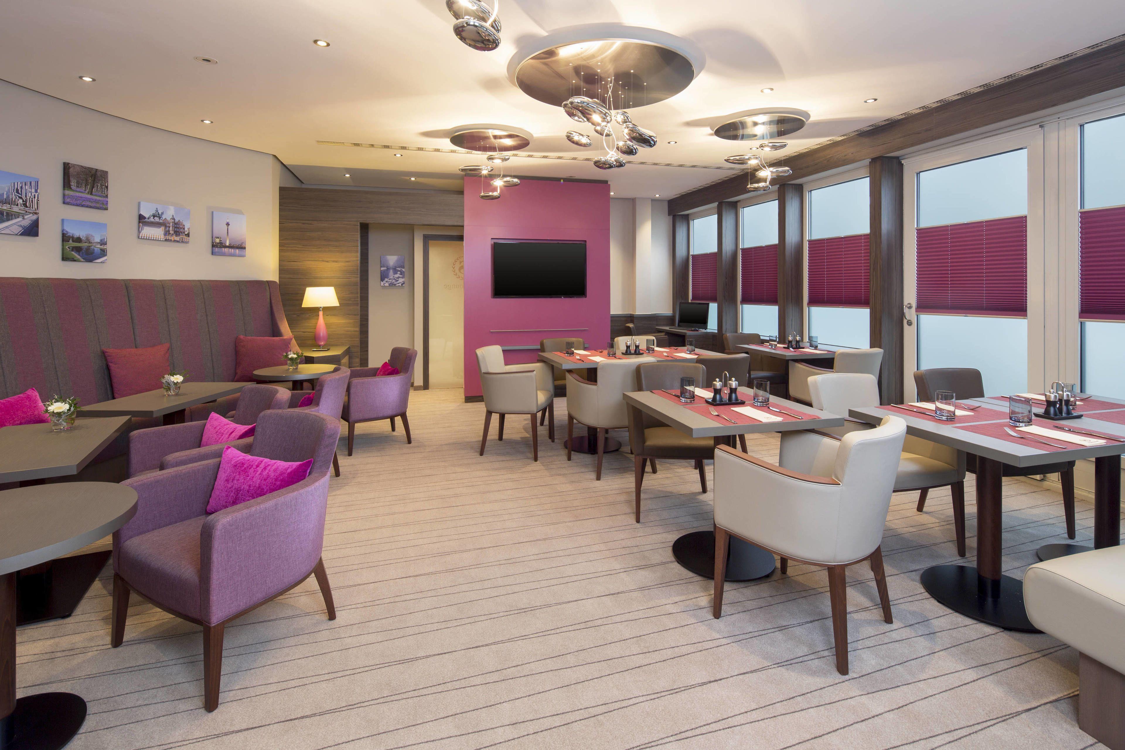 Hotel Sheraton Airport 4*