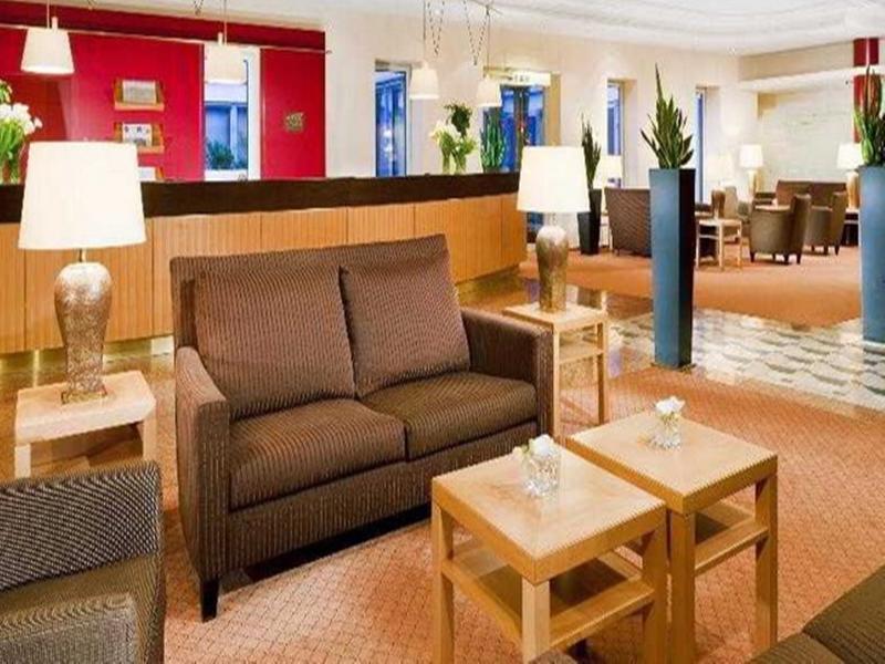 Hotel Sheraton Airport 4*